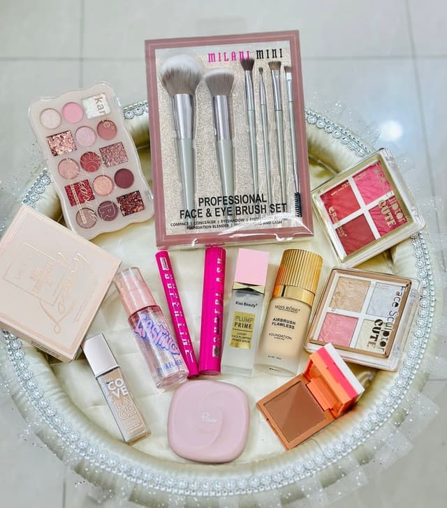 New A to Z Makeup combo