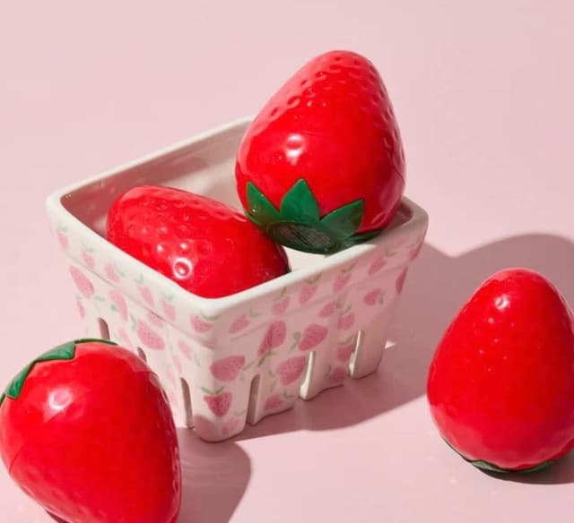 TONYMOLY Fresh Strawberry Hand Cream